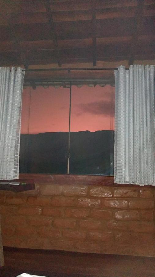 Pousada Chales Do Retiro - Serra Do Cipo Mg ชาโบชิคาตูบัส ภายนอก รูปภาพ