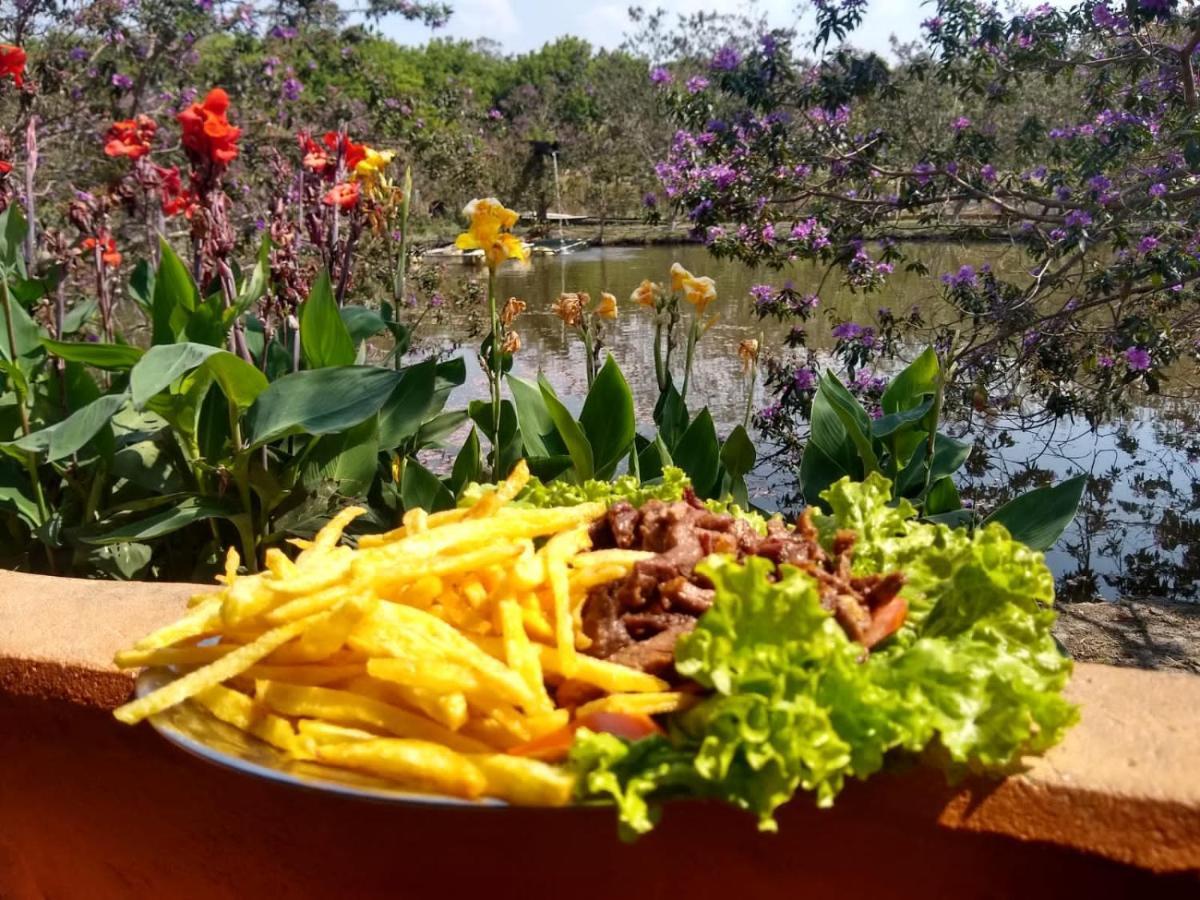 Pousada Chales Do Retiro - Serra Do Cipo Mg ชาโบชิคาตูบัส ภายนอก รูปภาพ